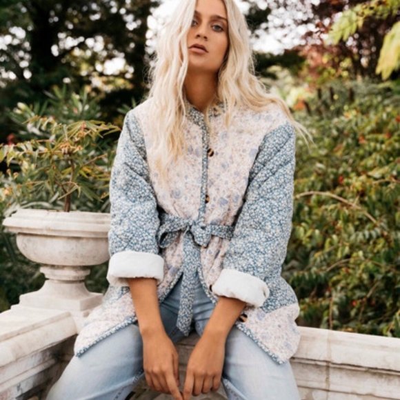 Billabong Jackets & Coats Nwt Billabong Quilted Jacket Size L